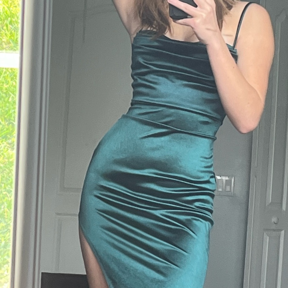 green silk dress only worn once. measurements below